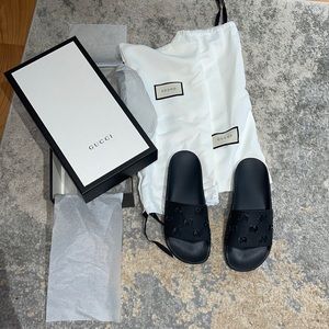 Black women’s Gucci slides